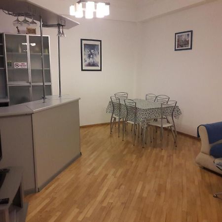 I See The Sea Nefchilyar Avenue 2 Bedroom Баку Екстериор снимка