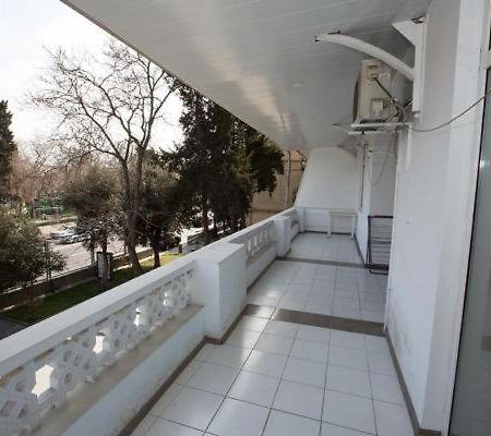 I See The Sea Nefchilyar Avenue 2 Bedroom Баку Екстериор снимка